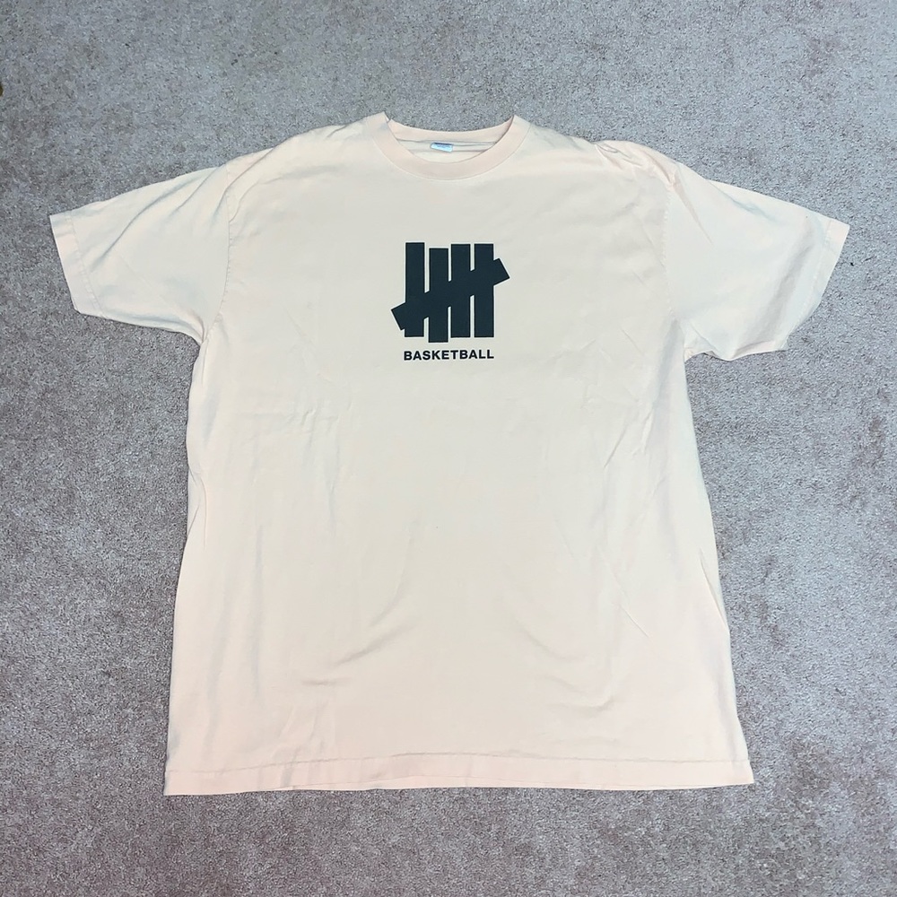 Undefeated - Basketball Peach Mens Tee